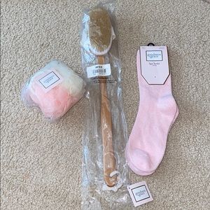 NWT set. Spa bundle by Goodness & Grace